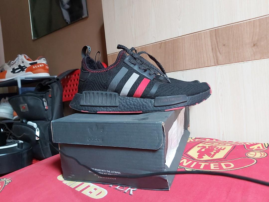 Adidas NMD r1 25th anniversary Fesyen Pria Sepatu Sneakers di Carousell