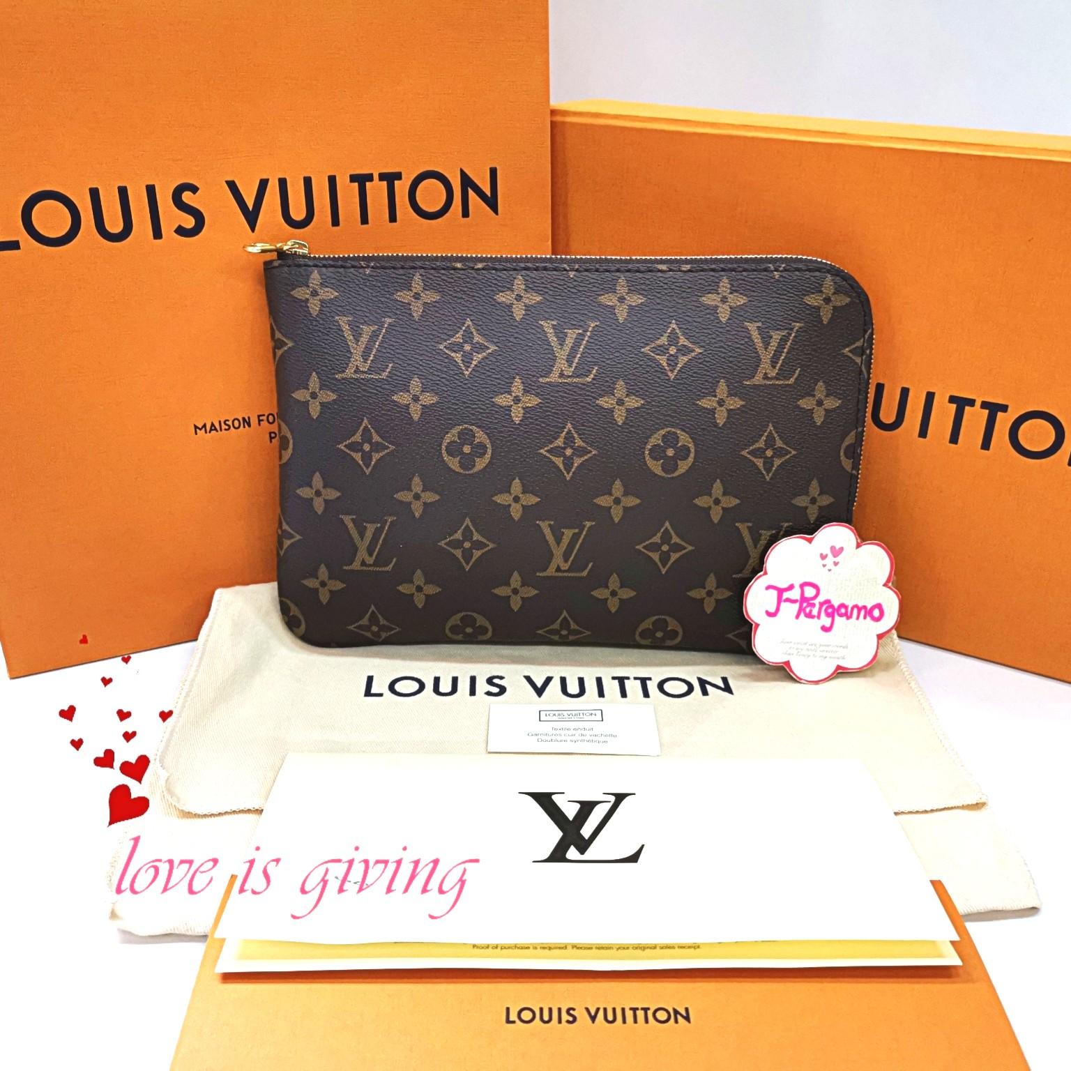 Authentic Louis Vuitton Monogram Canvas Etui Voyage PM M44191