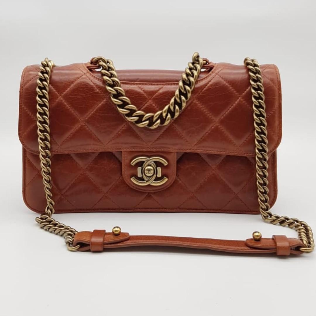 Chanel Perfect Edge - 40 For Sale on 1stDibs