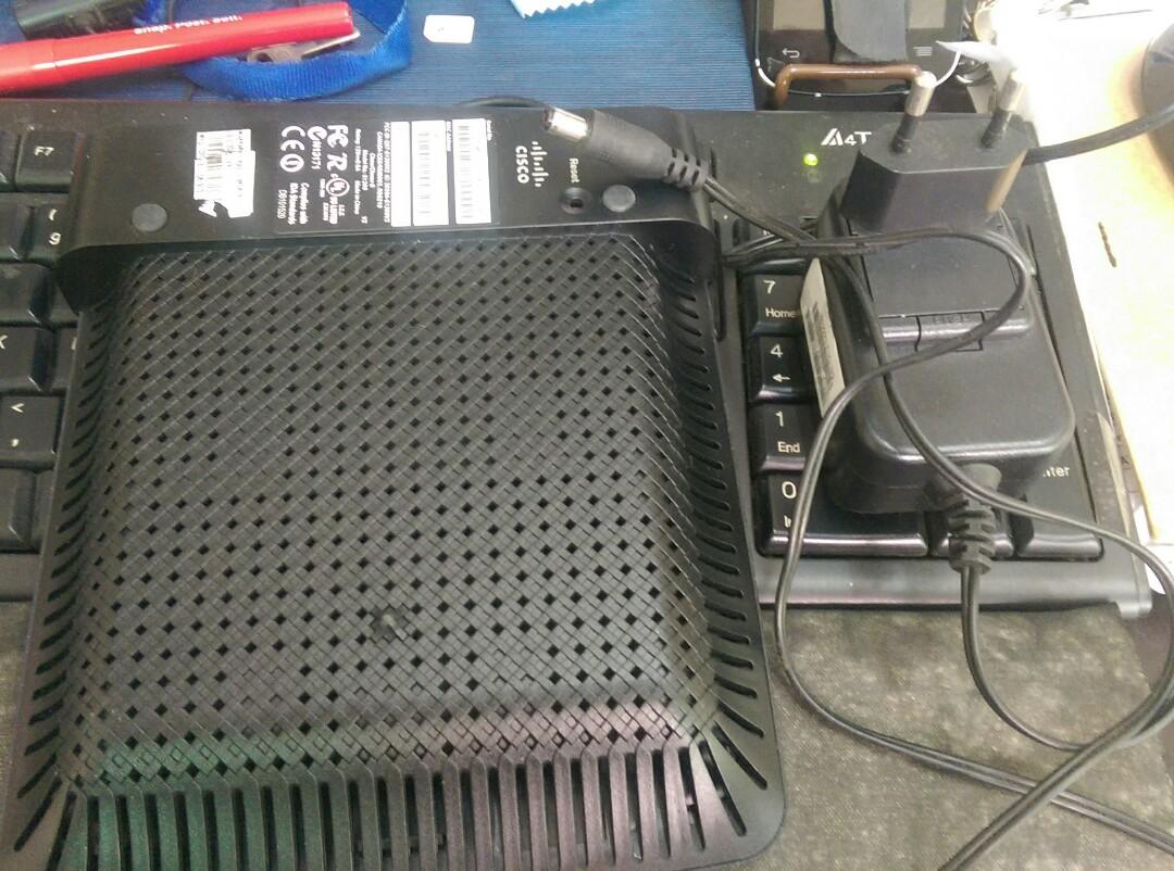 Cisco wireless router e1200 (Category: Networking) located in Manila. Submitted by k3788 (Listing ID 256996119, Image 2). Description: Cisco e1200 wireless n router #smgiftpass.