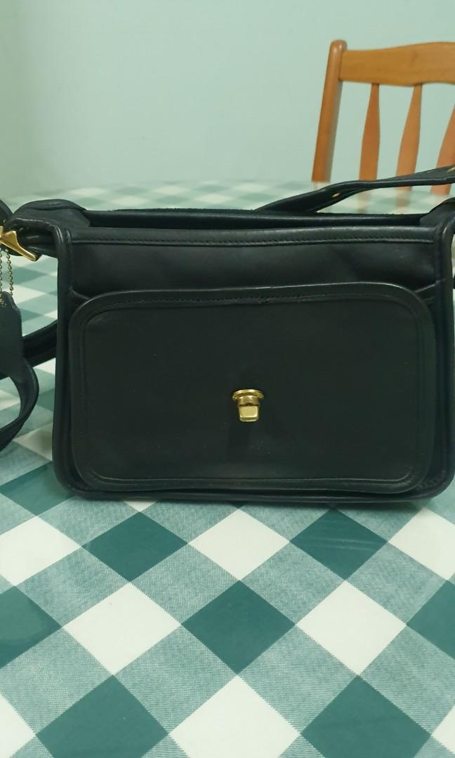 coach rambler black