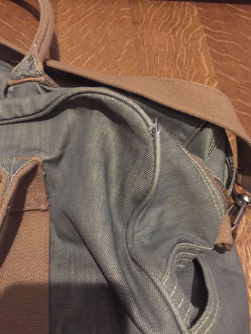 Country Road Canvas Duffle Bag, Men's Fashion, Bags, Sling Bags on