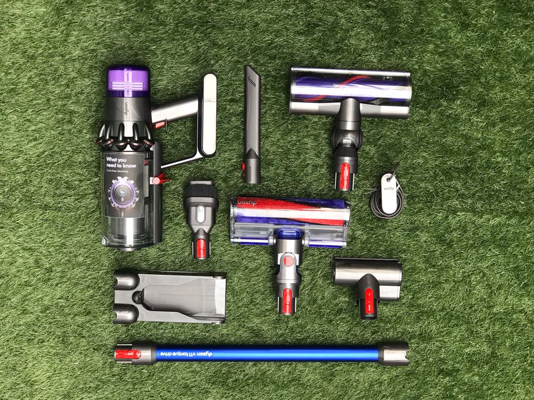 DYSON V11 ABSOLUTE, TV & Home Appliances, Vacuum Cleaner & Housekeeping