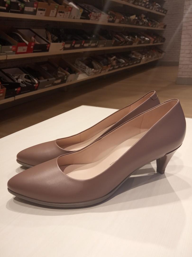 ErsA z Group l ecco shape 45 pointy sleek
