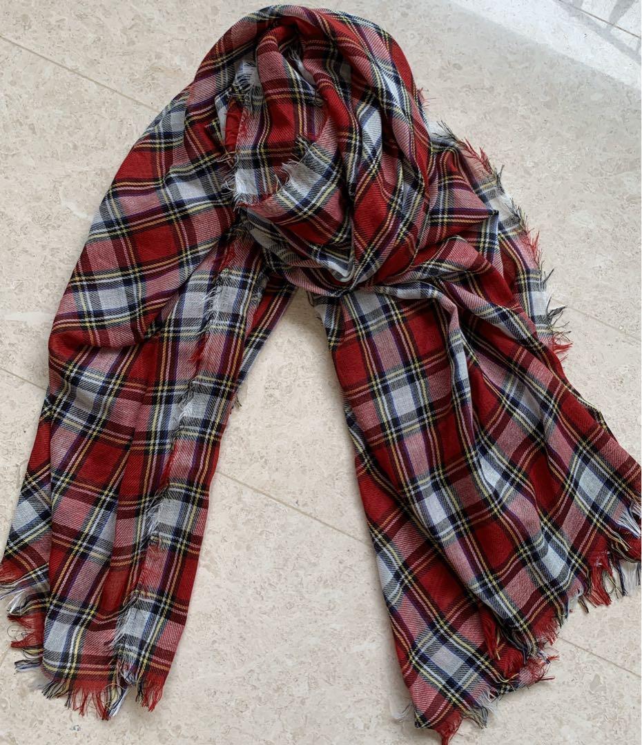 Forever 21 from Korea- Beautiful PLAID woven acrylic thin blanket