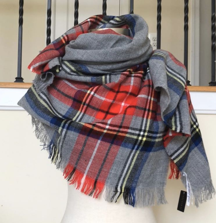 Forever 21 from Korea Super nice PLAID woven acrylic thin