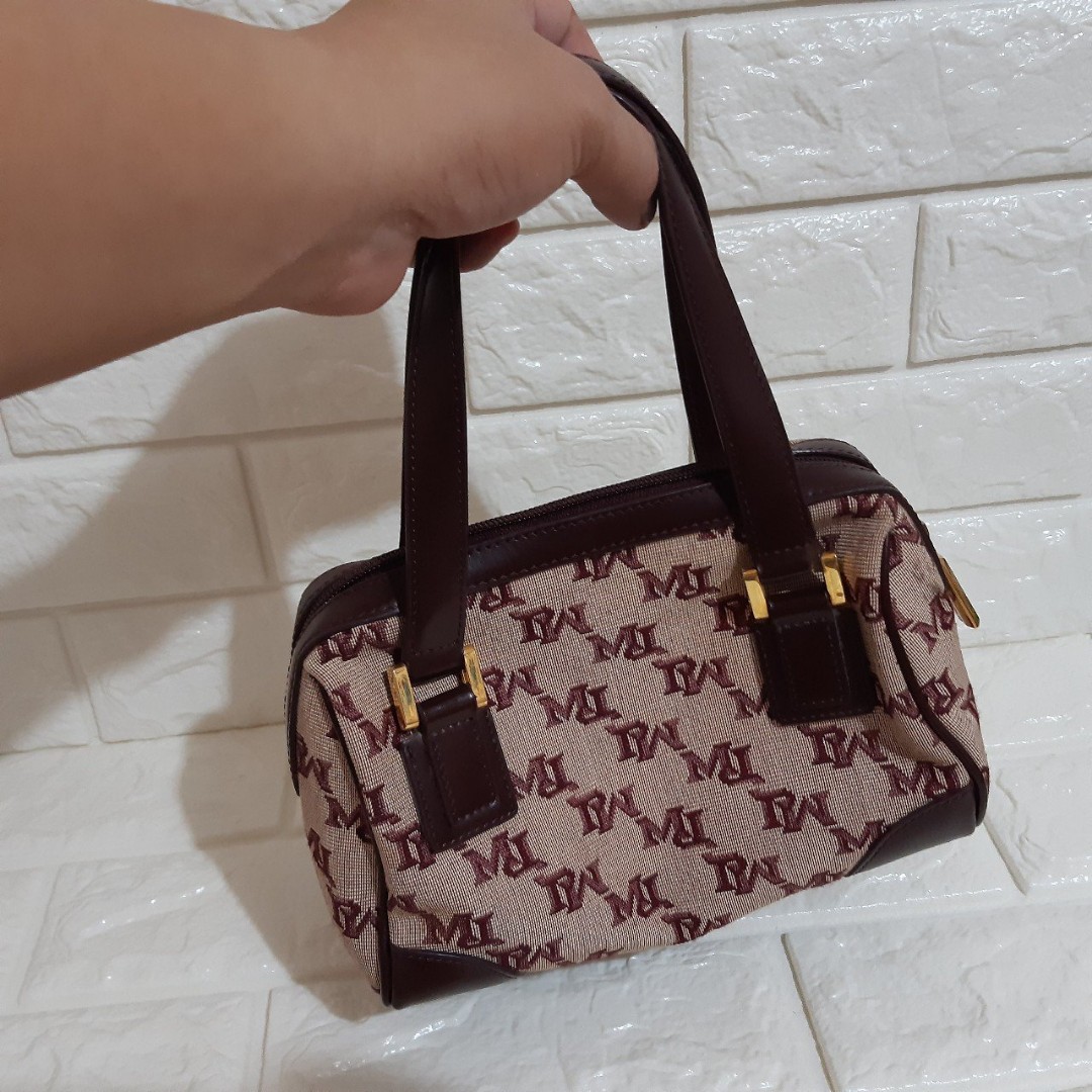 doctor style handbag