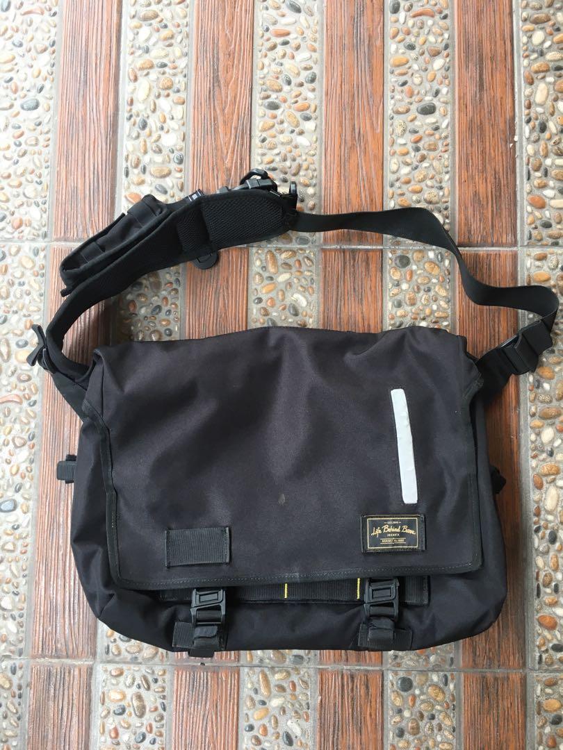 vans satchel bags