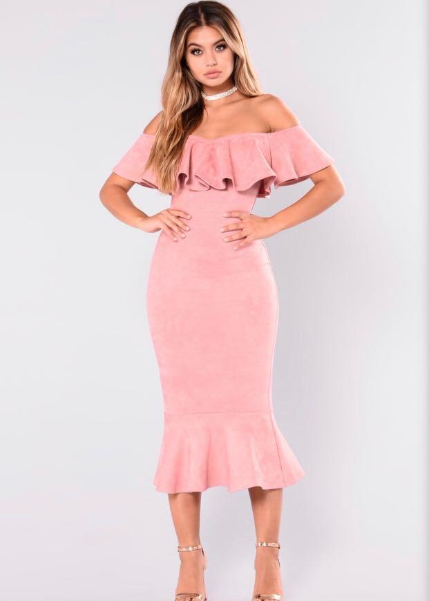 Pink off Shoulder Fashion Nova Dress, Women's Fashion, Clothes on Carousell