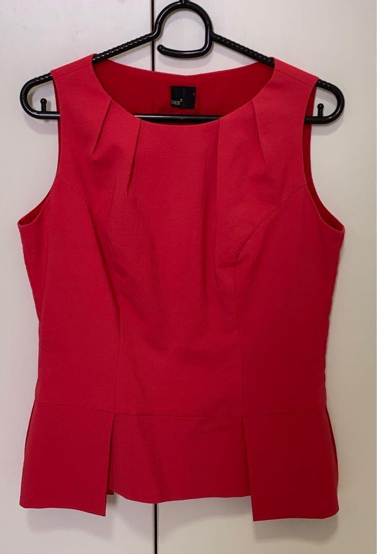 professional sleeveless tops