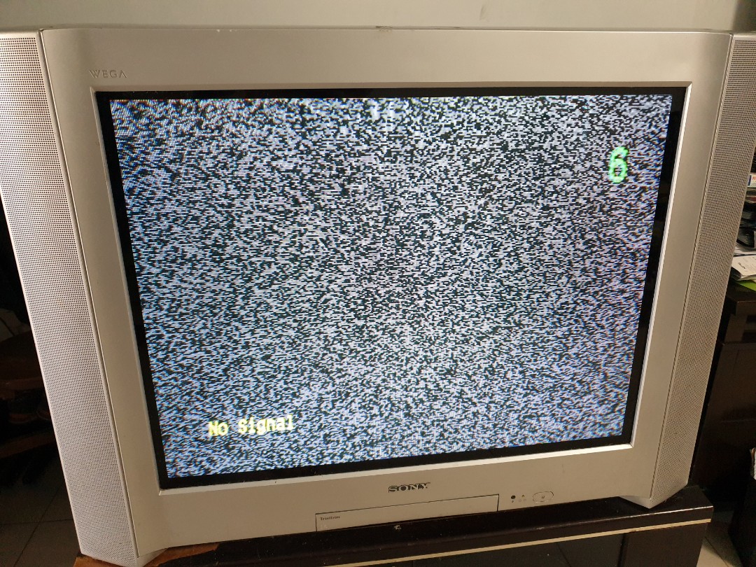 Sony TV (old school), TV & Home Appliances, TV & Entertainment, TV on