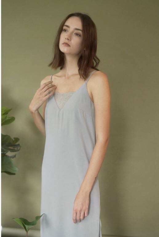 Marina lace hotsell dress