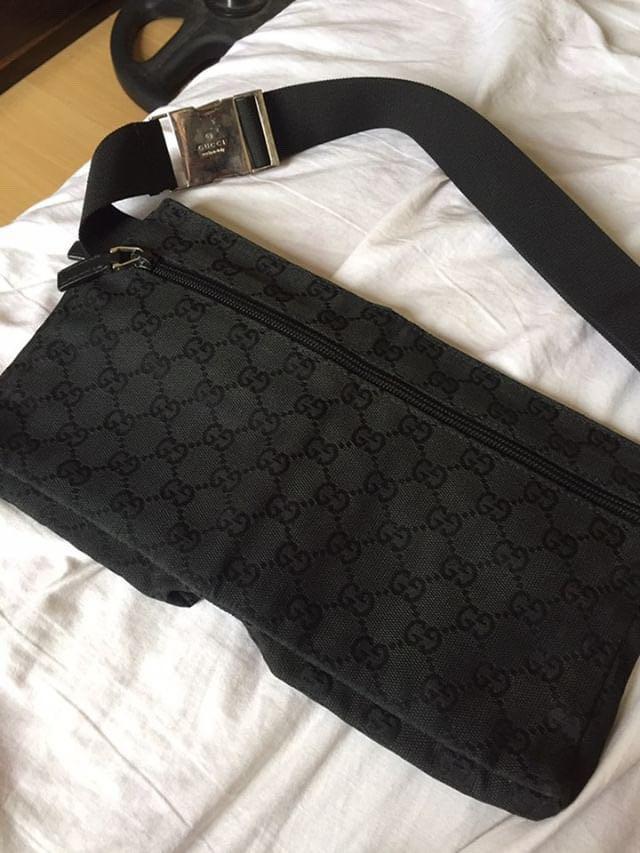 vintage fanny pack gucci