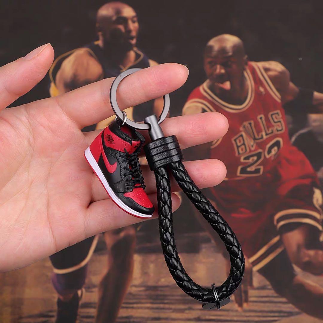 Nike air deals jordan keychain