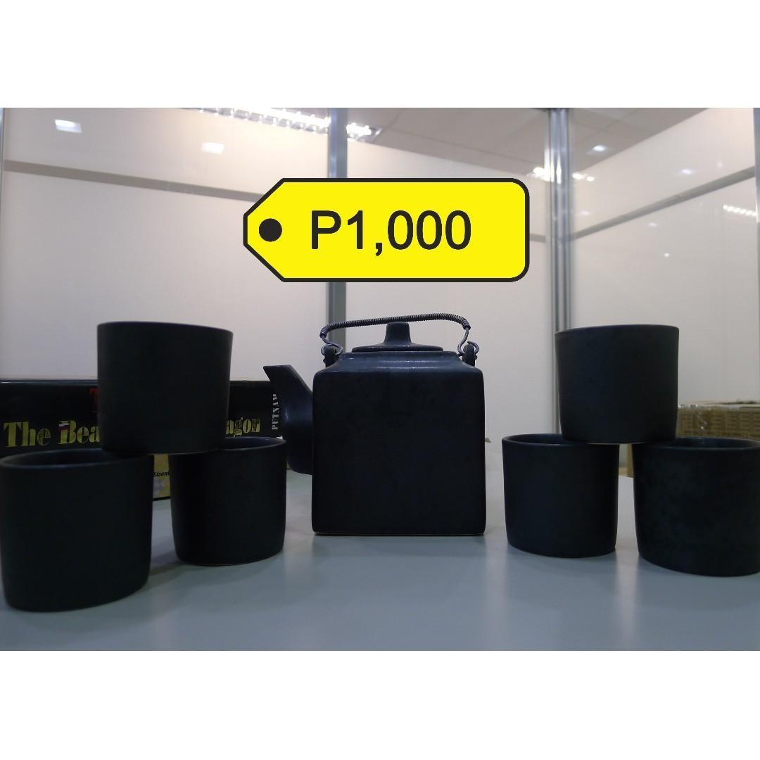 TEA SET (Black) (Category: Coffee & Tea Tableware) located in Manila. Submitted by 09175698351 (Listing ID 257198433, Image 1). Description: Chinese Black Tea set P1,000.00 Good as BrandNew Contact Number : 09175698351 Monday to Friday: Sta. Mesa Manila, Philippines.