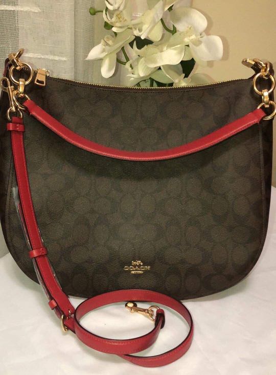 elle hobo in signature canvas