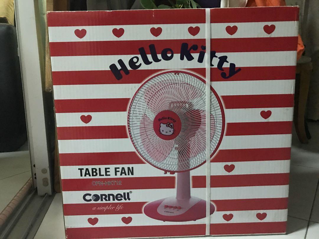 Cornell Hello Kitty 12 Desk Fan Furniture Others On Carousell