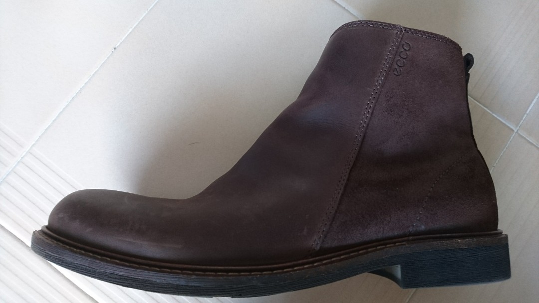 Ecco Findlay Low Cut Boots Men s Fashion Footwear Boots on Carousell