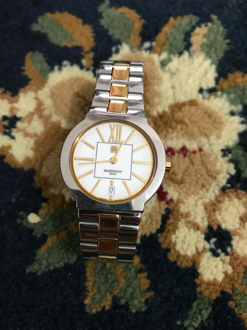 givenchy life watch