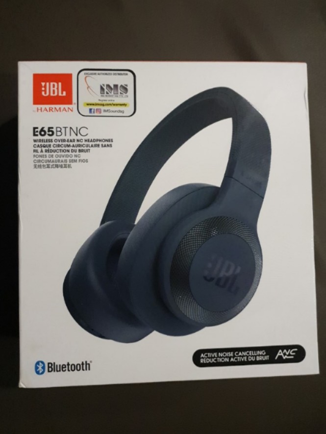 jbl on ear noise cancelling