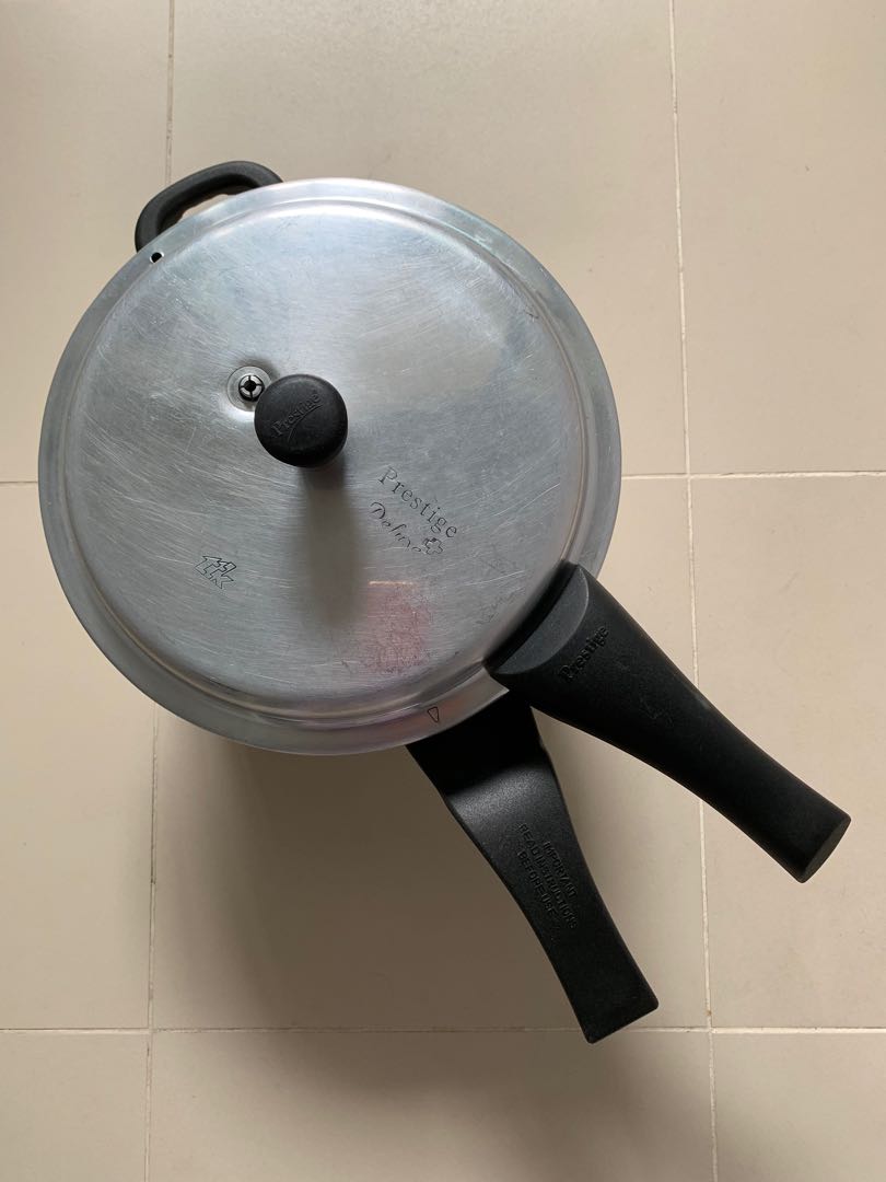 Prestige pressure cooker with idli stand deals