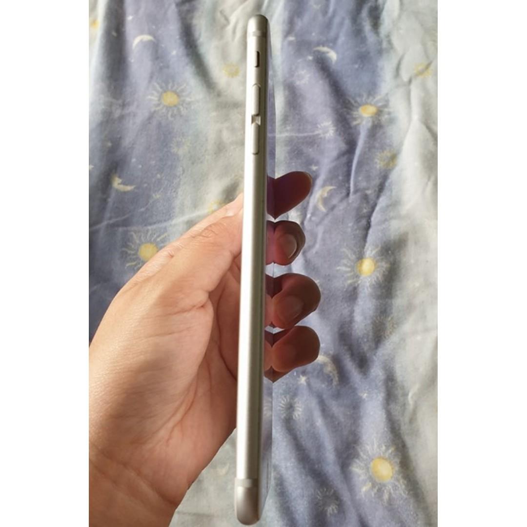 iPhone 6 Plus 128GB OPEN LINE (Category: iPhone 6 Series) located in Marikina City. Submitted by akmdeguzman (Listing ID 257180028, Image 3). Description: No issues! Comes with charger and earphones. Female-owned. Open line..