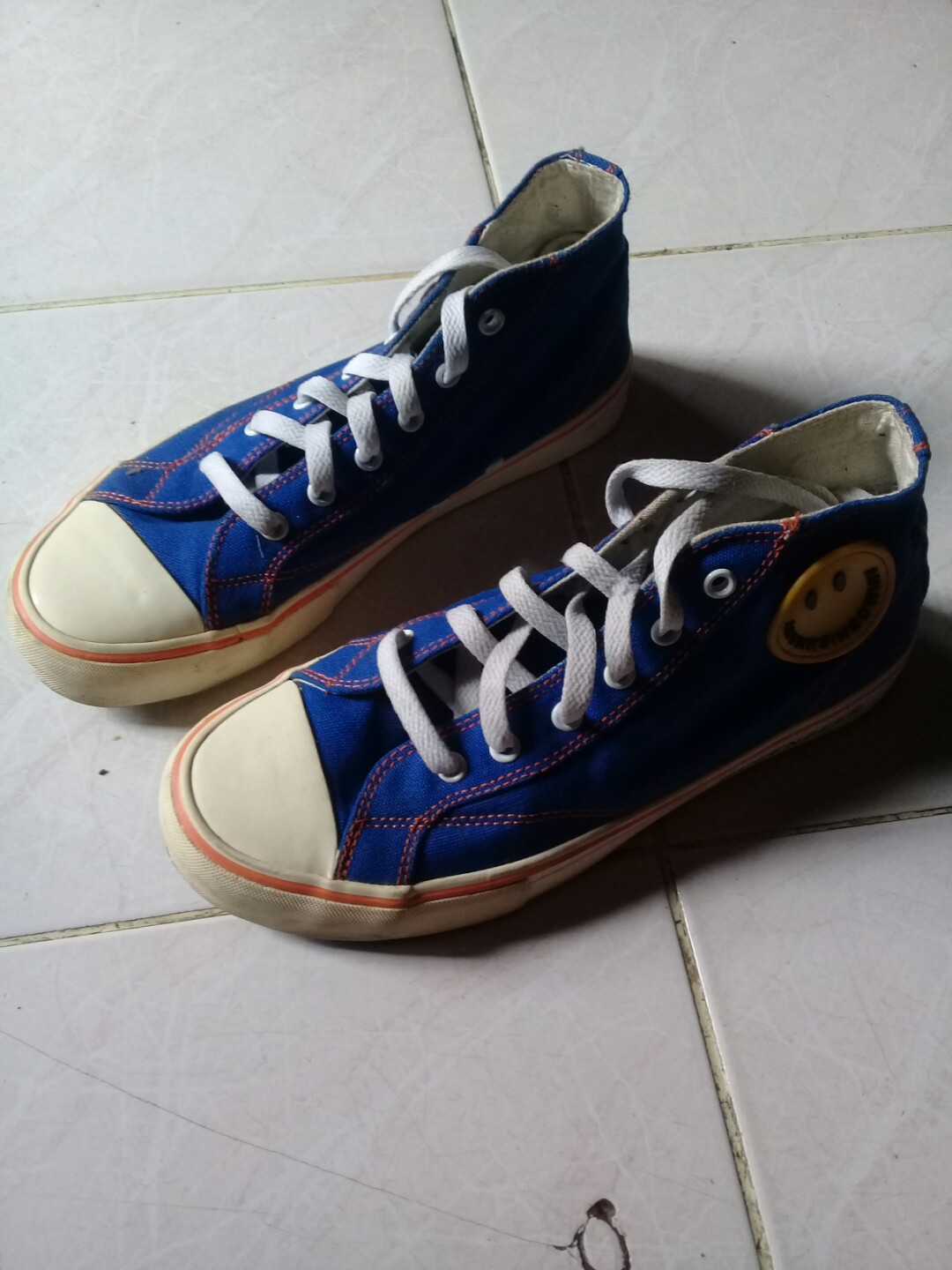 Sepatu Thanksinsomnia Queen Beer Fesyen Pria Sepatu Lainnya Di Carousell