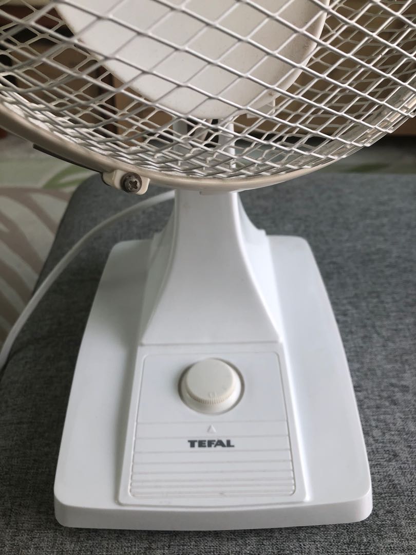 TEFAL desk fan, Furniture & Home Living, Lighting & Fans, Fans on Carousell
