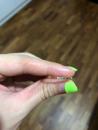 (Category: ) located in . Submitted by closetconfidential (Listing ID 250555082, Image 1). Description: .