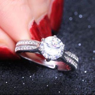 Women extravagant proposal Diamond Ring adjustable free size