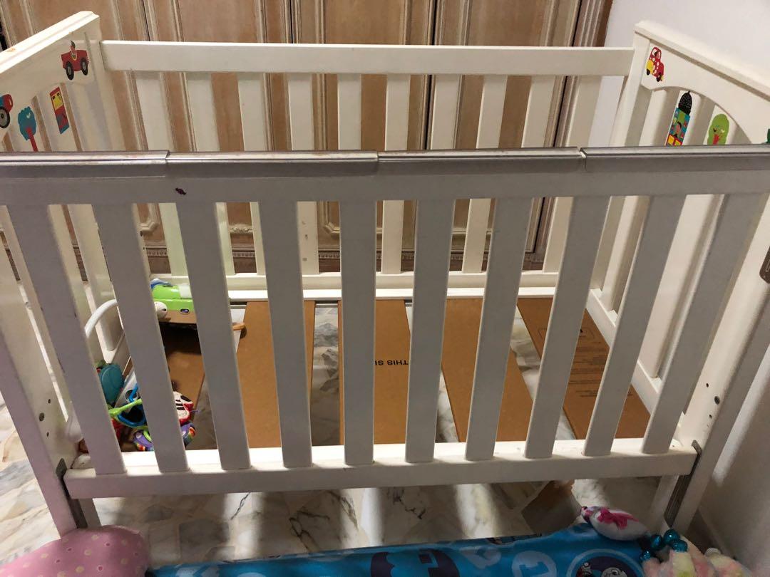 baby cot convert to toddler bed