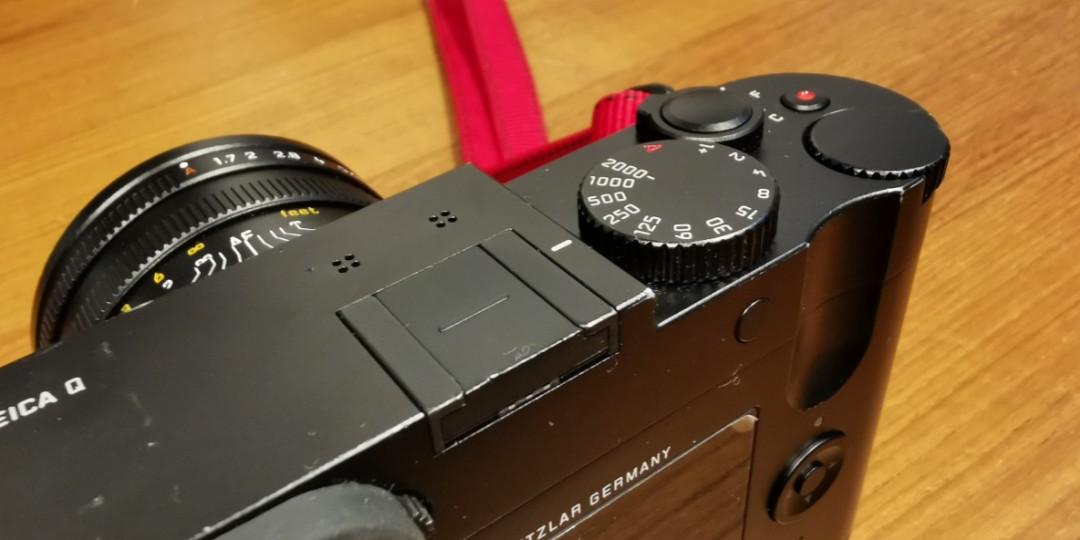 Leica Q With Extra Battery Charger And Half Case Photography