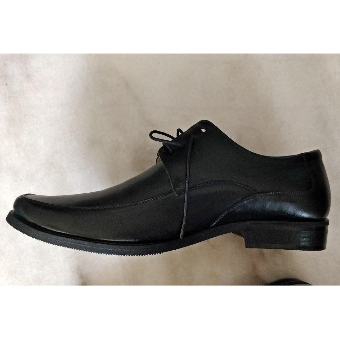 Male formal shoes black size 45 46 EU or 12 13 US or 11 12 UK Men s Fashion Footwear Casual shoes on Carousell
