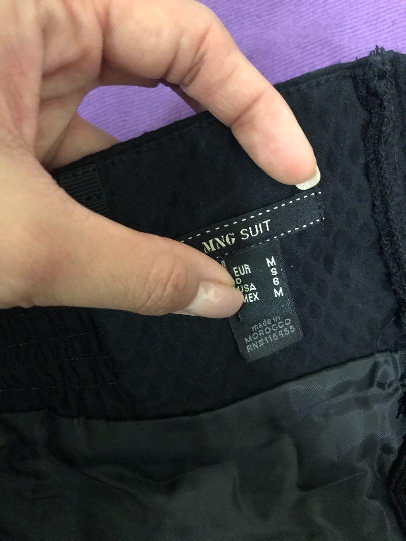 Mango Bustier Dress (Category: Dresses) located in Quezon City. Submitted by gracesc (Listing ID 257449533, Image 3). Description: Length 26 in.