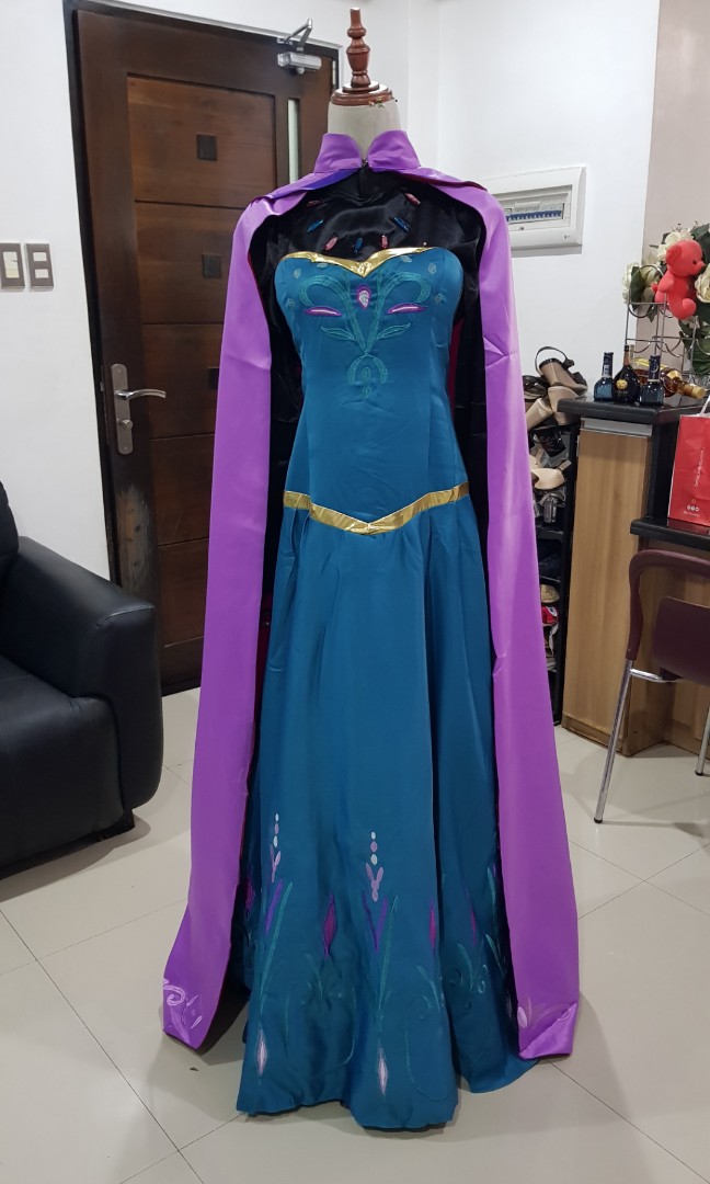 Frozen Coronation Elsa FOR RENT, Women's Fashion, Dresses & Sets
