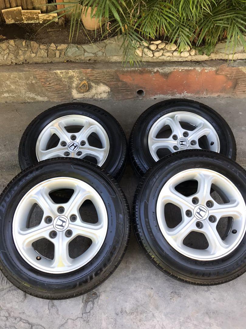 Honda civic 2007 mags (Category: Mags and Tires) located in Binan City. Submitted by finders_market (Listing ID 257618458, Image 1). Description: 195/65 R15 dunlop tires 15” inch mags.