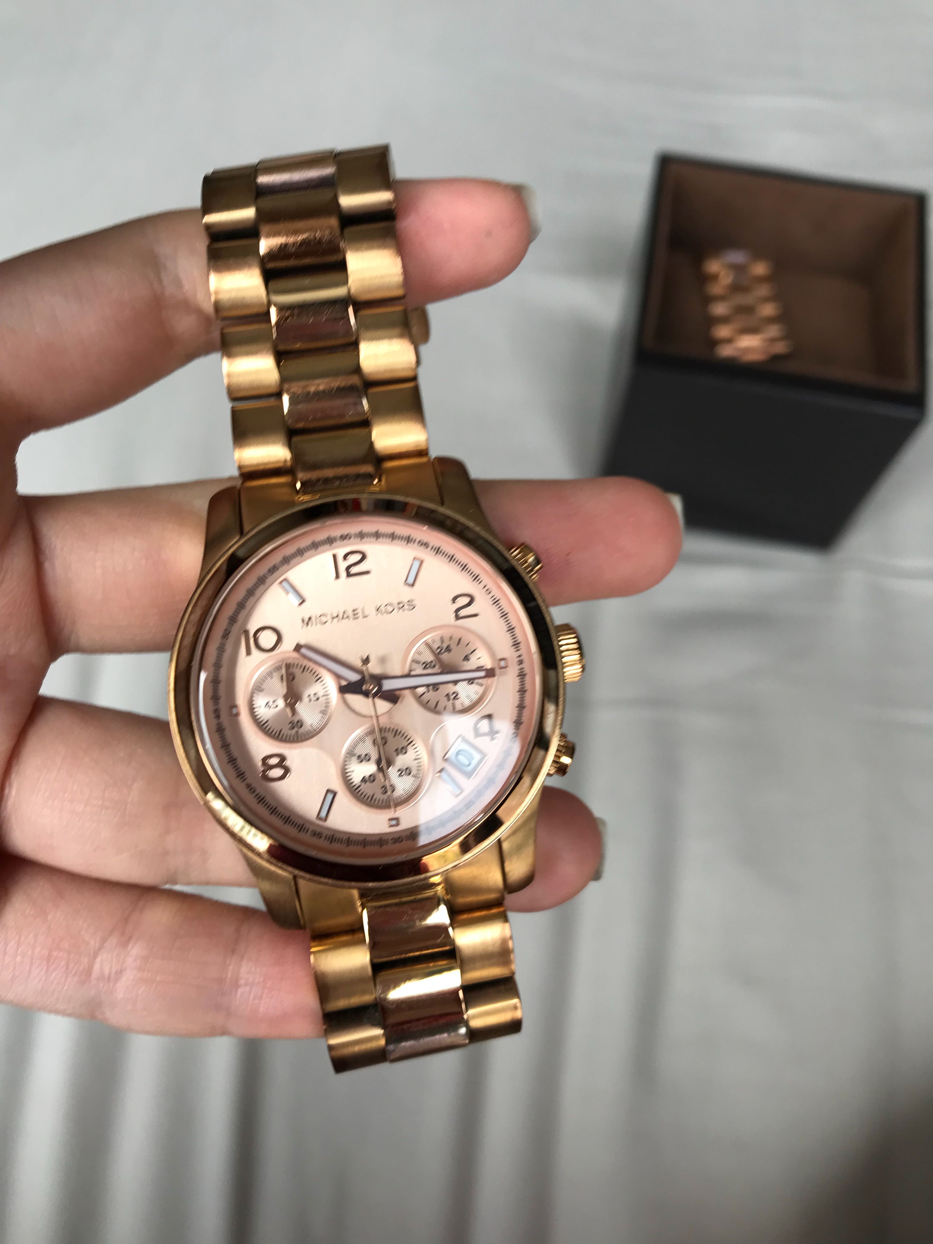 jam tangan michael kors smartwatch
