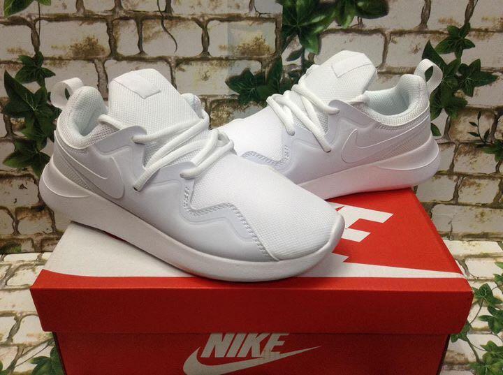Nike tessen women's outlet white