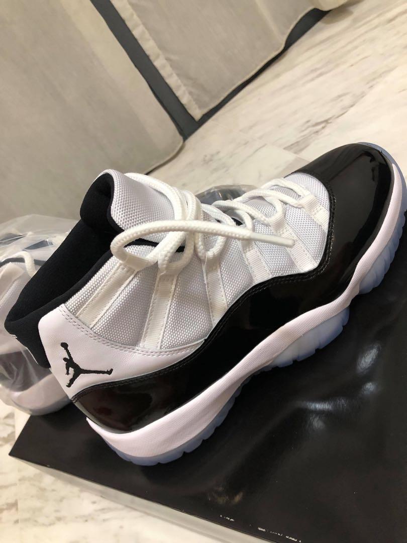 nike air jordan 11 concord
