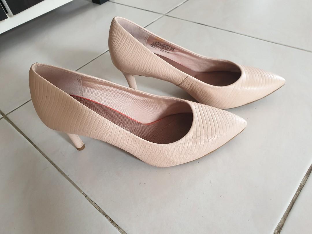 Rockport nude heels sale