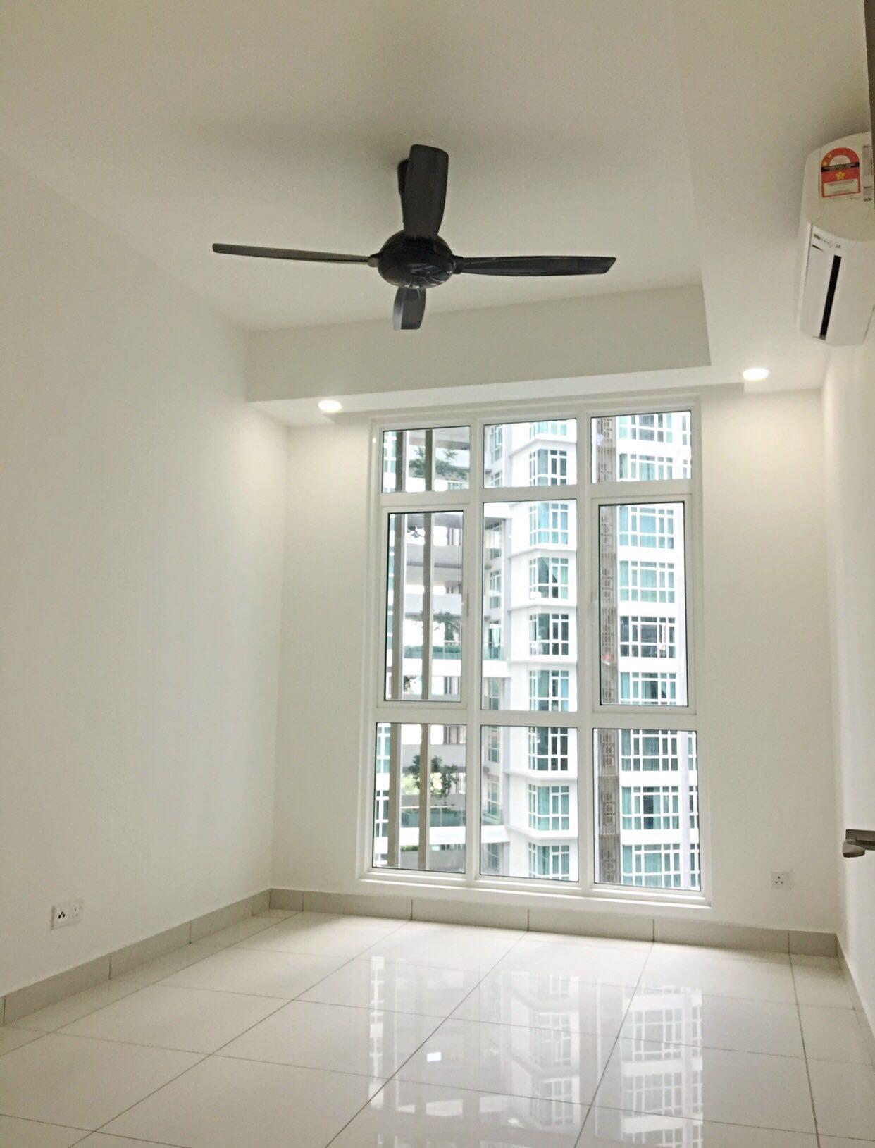 Room For Rent Condominium Room The Court Central Residence Utility Car Park Lot Included Property Rentals On Carousell