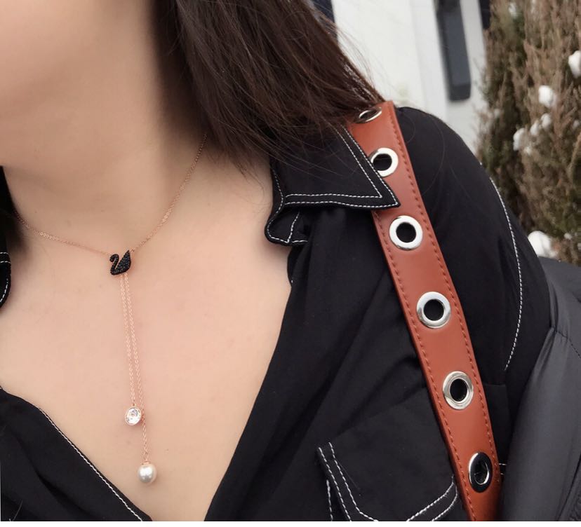 SWAROVSKI Iconic Black Swan Y Necklace 