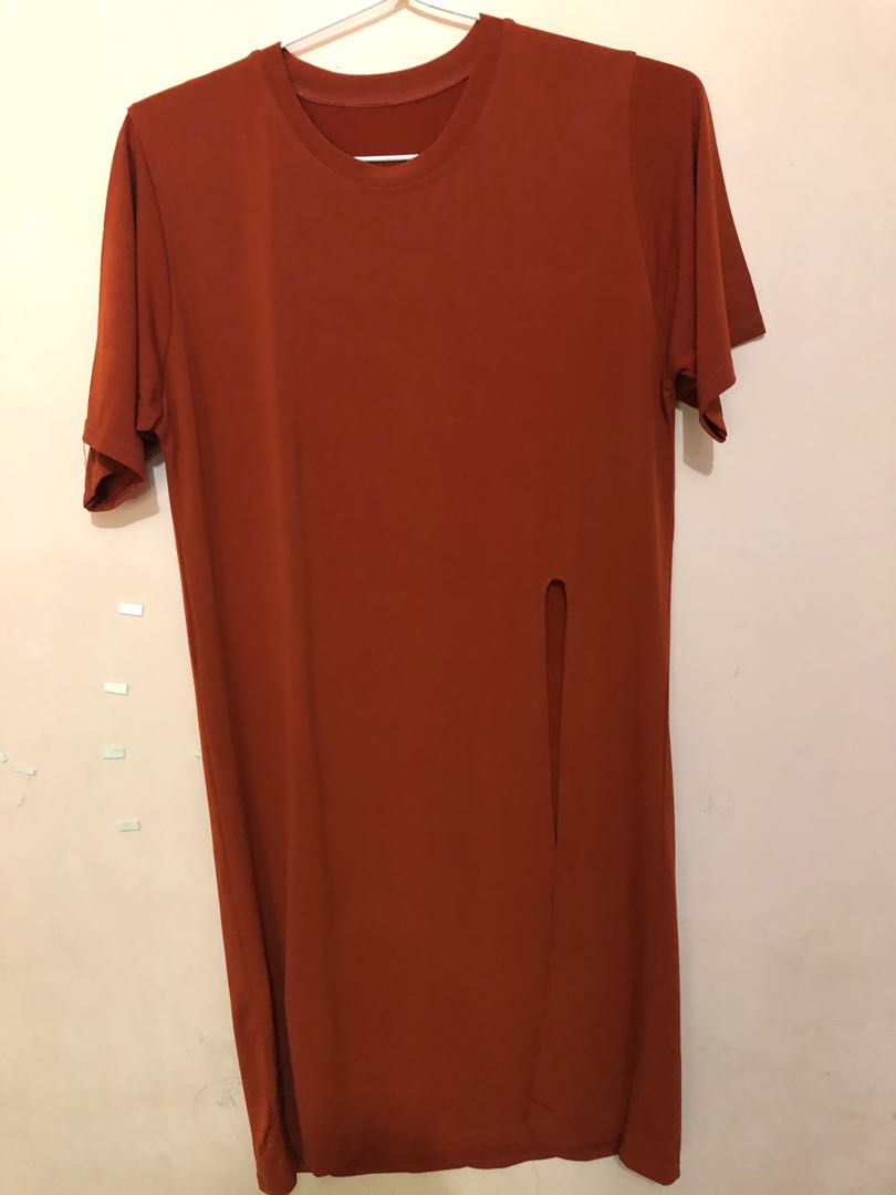 Terracotta top, Fesyen Wanita, Pakaian Wanita, Atasan di Carousell