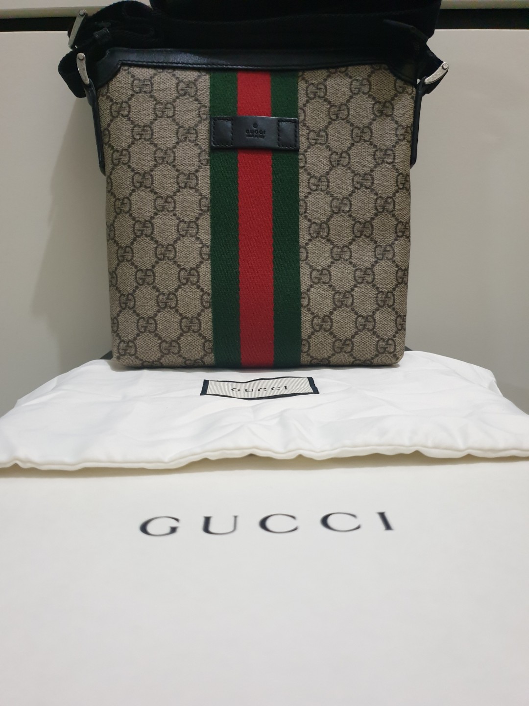 web gg supreme flat messenger