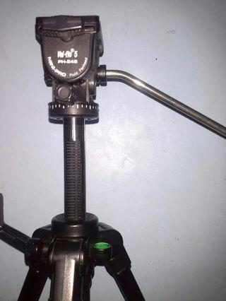 Videocam tripod (Velbon brand)