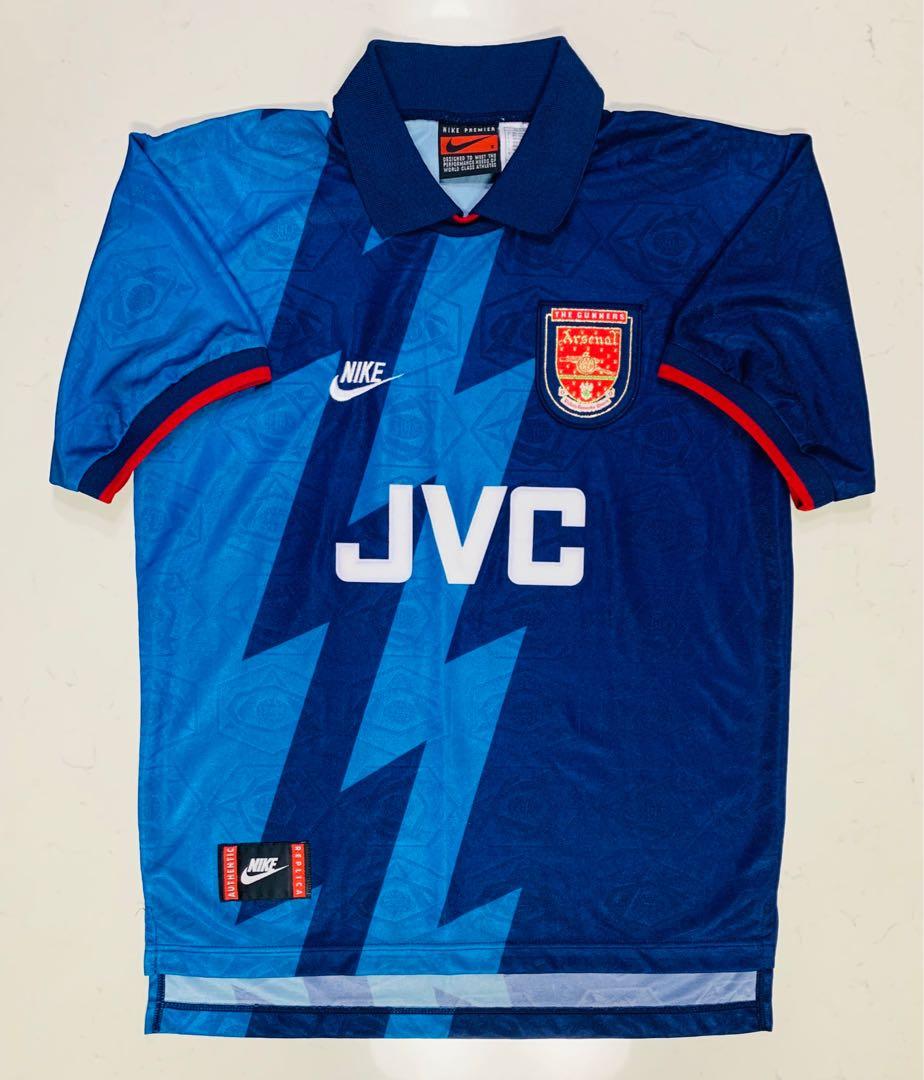 Arsenal deals away 1995