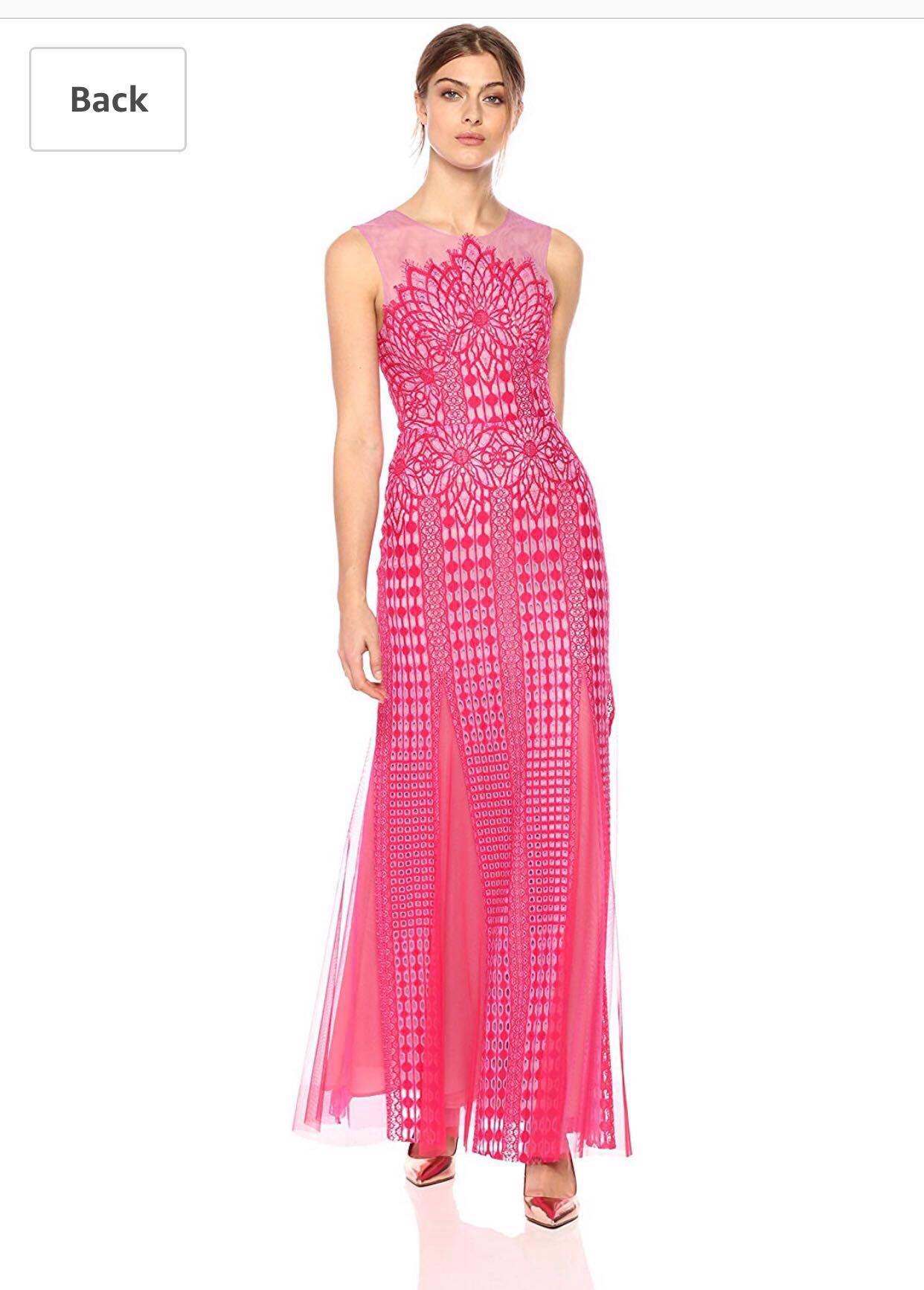 Elinor sleeveless hot sale lace gown