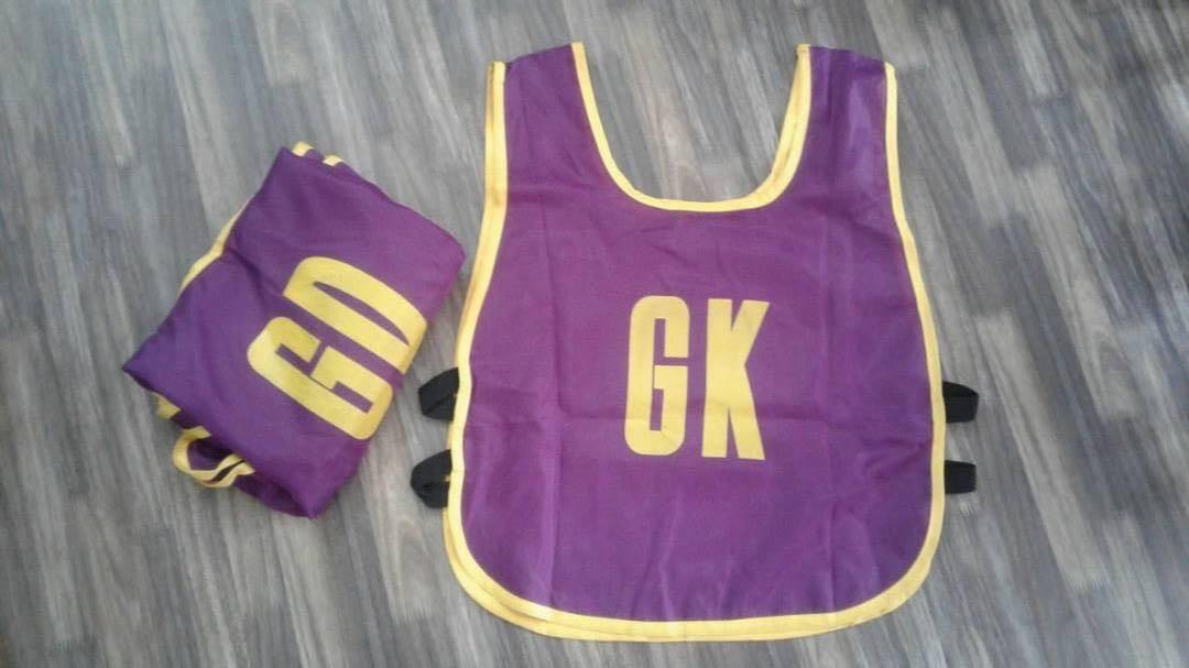 Bip Bola Jaring Sekolah Menengah Sports Athletic Sports Clothing On Carousell
