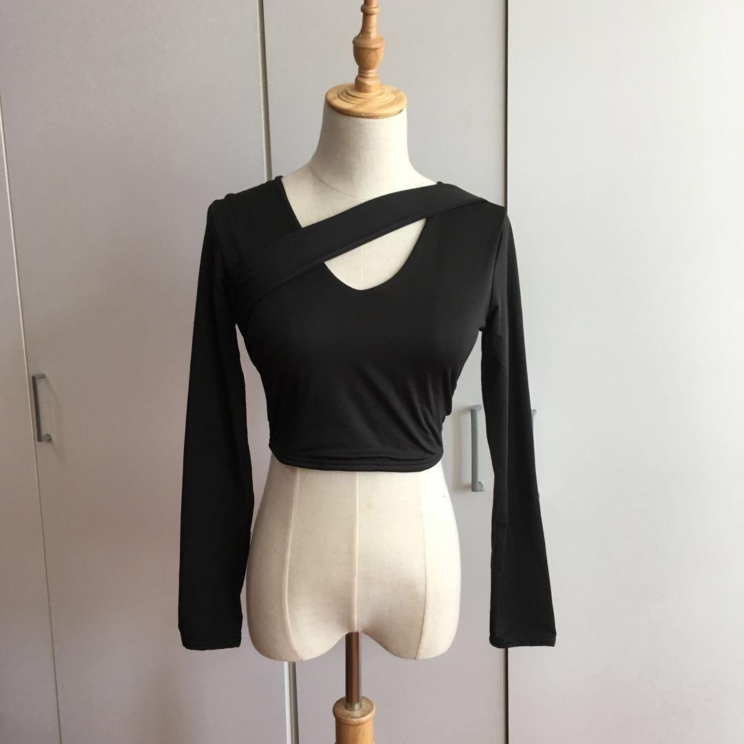 Black Crop Top Long Sleeves Simple Plain Basic Casual Tee T Shirt
