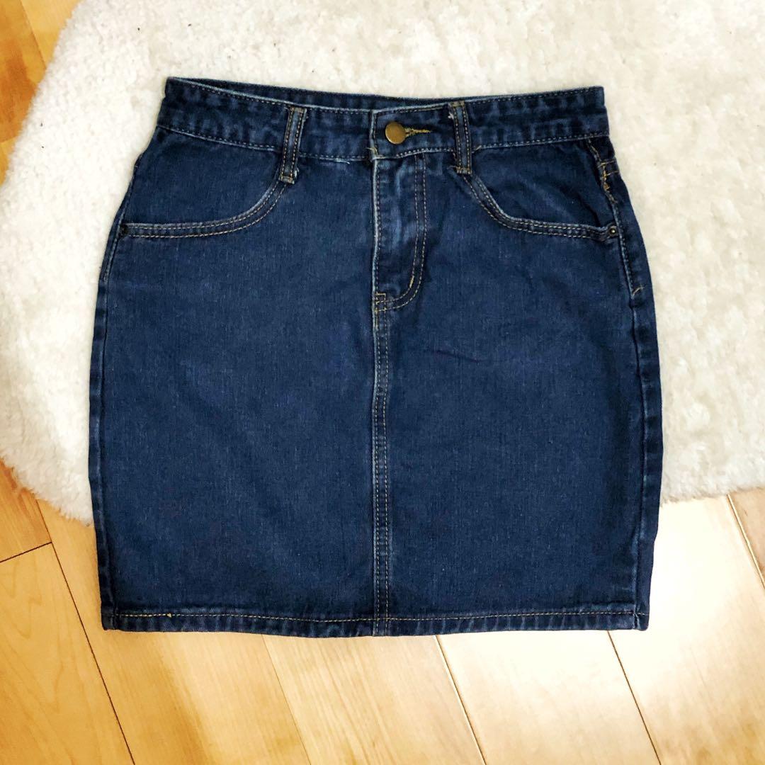 Denim Jeans Navy Skirt (Category: Skirts) located in Makati City. Submitted by crystalcheee (Listing ID 257787964, Image 1). Description: Only for pick up / Grab Delivery - Navy - Denim Jeans - My size: 27 inch / UK8 - Condition: very good.